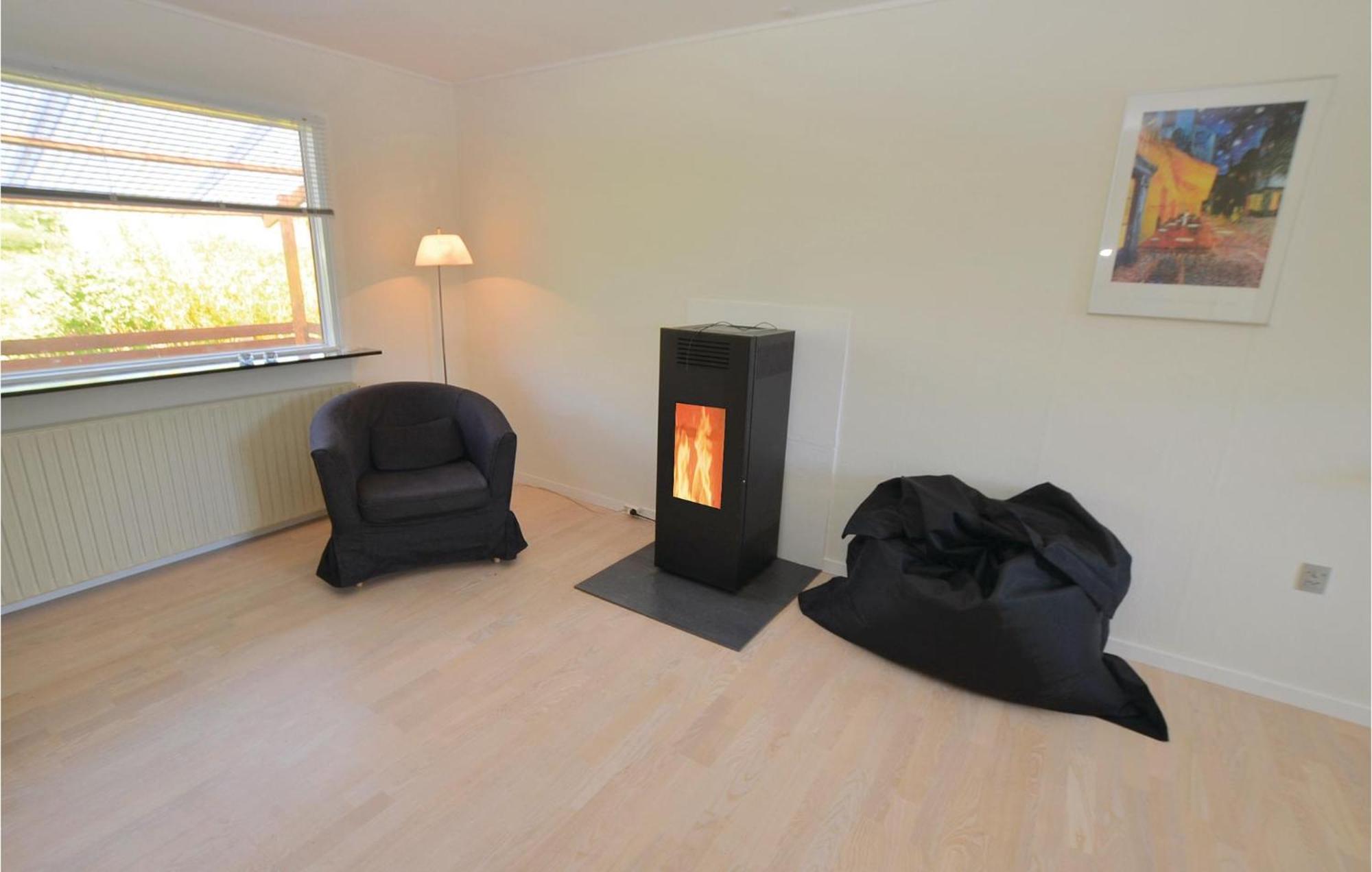 Stunning Home In Augustenborg With Kitchen Luaran gambar